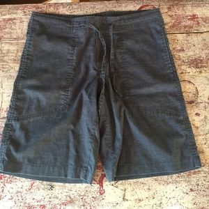 PRANA Sutra Stretch Charcoal Grey Hemp Yoga Shorts